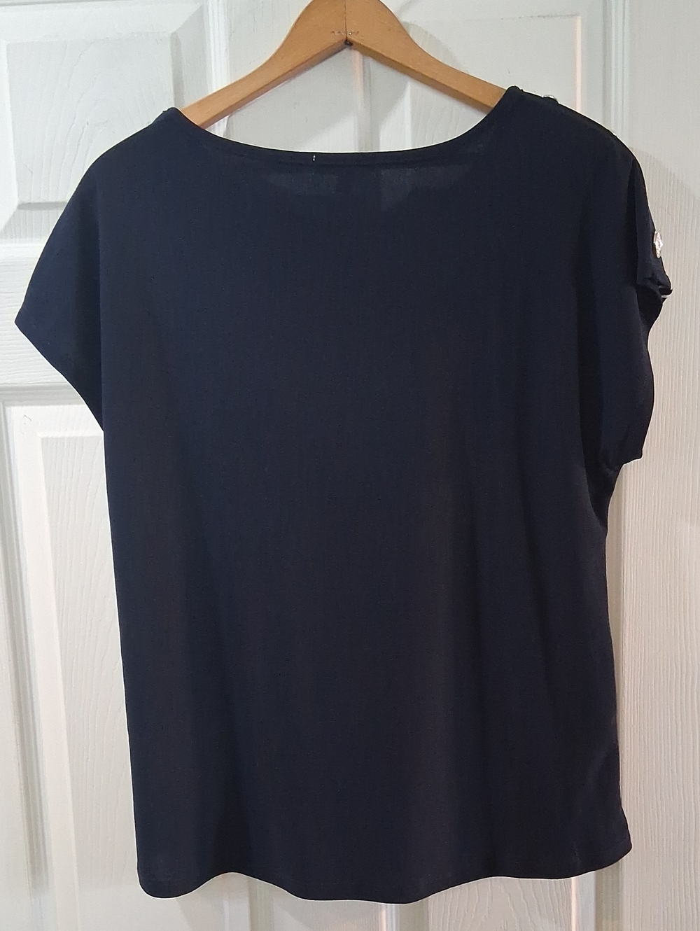 Navy and White Geometric Cap-Sleeve Stretchy Top - Picture 5 of 5